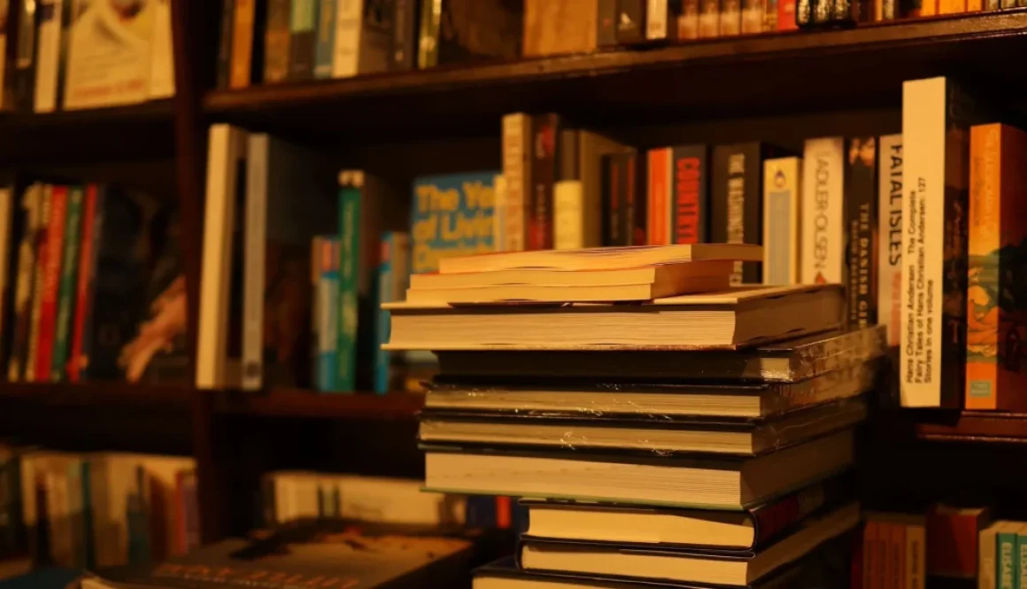 tim-nguoi-viet-sach-thue-_5_